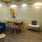 Su Casa - Rezerva Acum Spatios Ultracentral, Ceai, Cafea, Filtru Apa Rece-fierbinte, Parcare Gratuita In Zona Κραϊόβα
