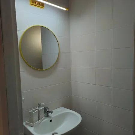 Апартамент Su Casa - Rezerva Acum Spatios Ultracentral, Ceai, Cafea, Filtru Apa Rece-fierbinte, Parcare Gratuita In Zona Крайова